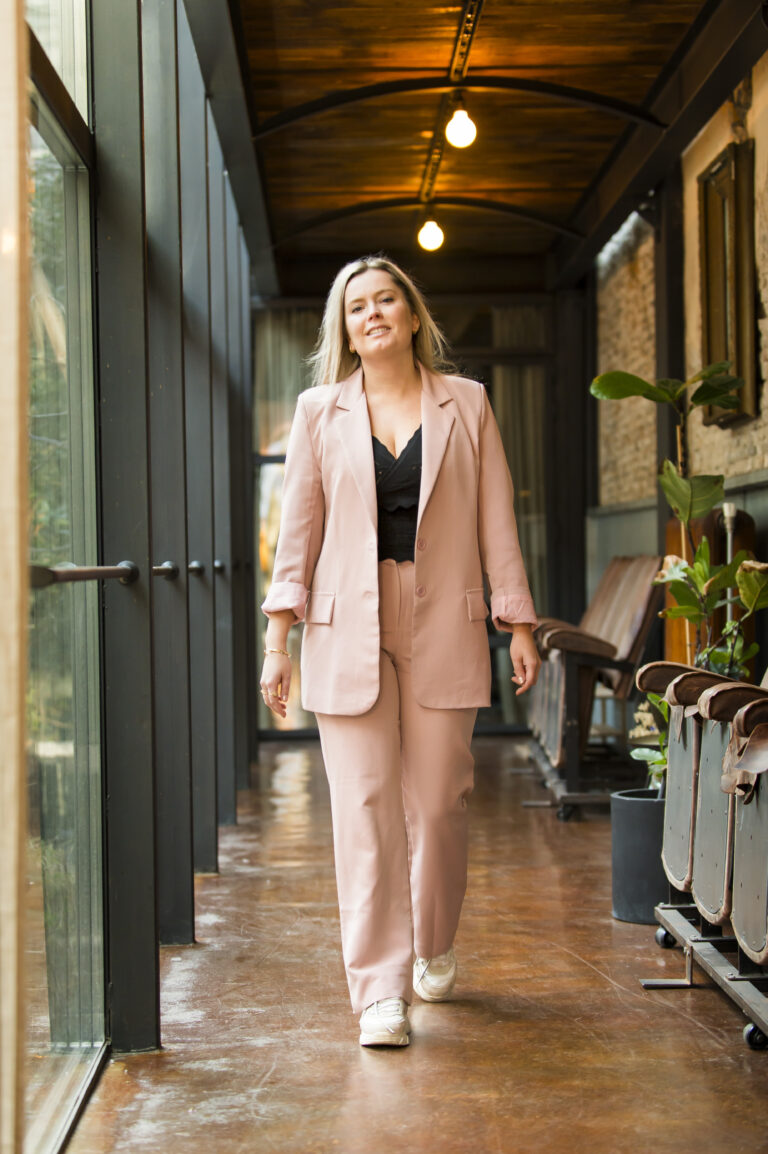 Over mij | Marsha Paans
